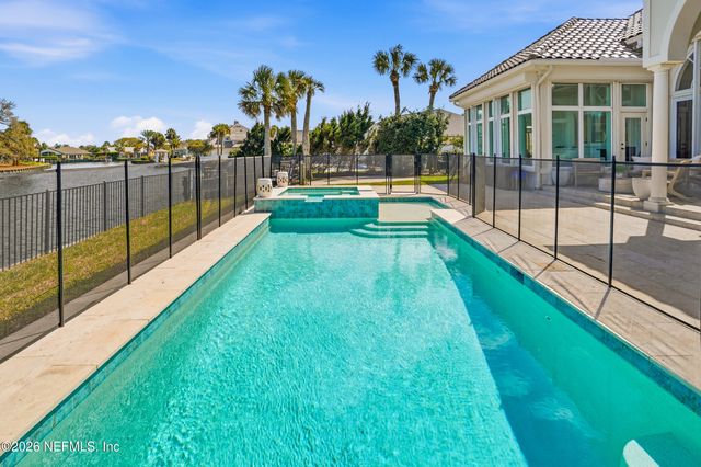 531 LE MASTER Drive, Ponte Vedra Beach, FL 32082