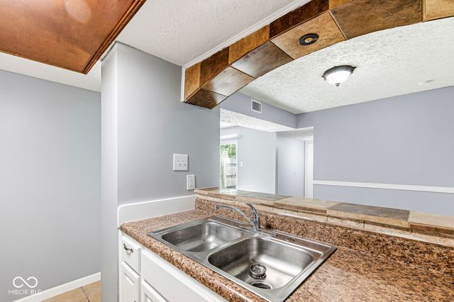 9850 Haven Court, Indianapolis, IN 46235