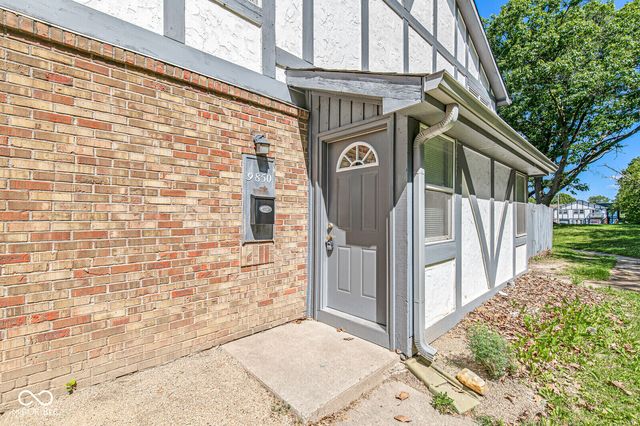 9850 Haven Court, Indianapolis, IN 46235