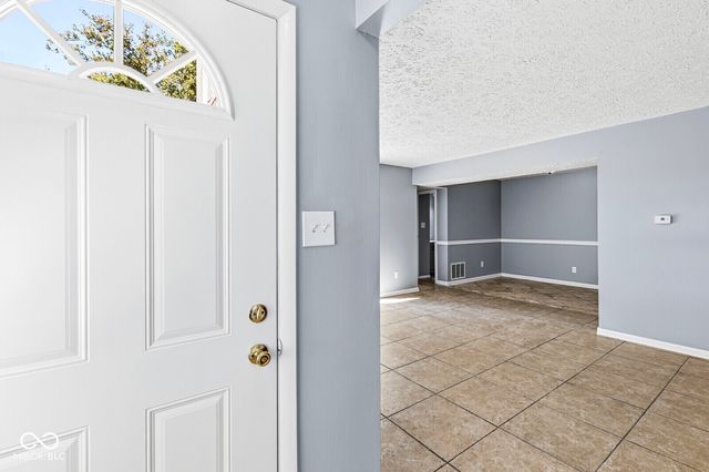 9850 Haven Court, Indianapolis, IN 46235
