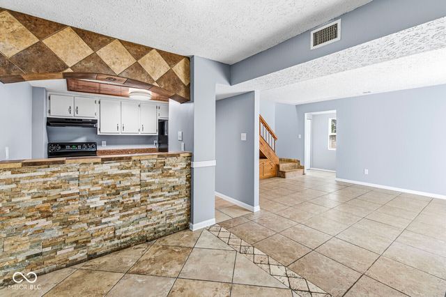 9850 Haven Court, Indianapolis, IN 46235