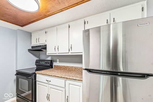 9850 Haven Court, Indianapolis, IN 46235
