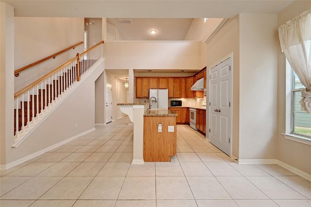 411 W St Elmo RD 34, Austin, TX 78745