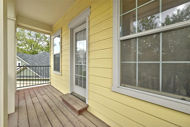 411 W St Elmo RD 34, Austin, TX 78745