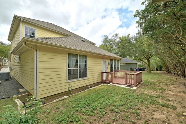 411 W St Elmo RD 34, Austin, TX 78745