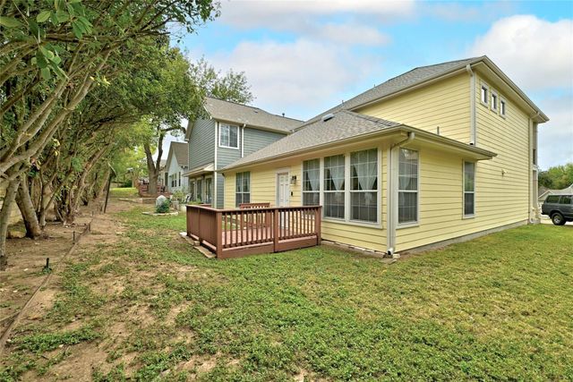 411 W St Elmo RD 34, Austin, TX 78745