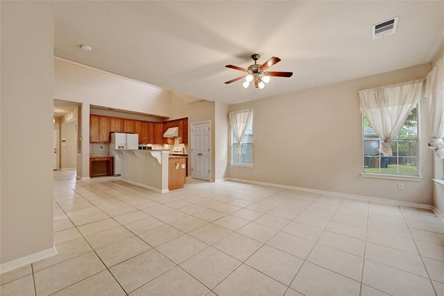 411 W St Elmo RD 34, Austin, TX 78745