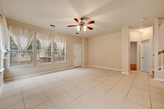 411 W St Elmo RD 34, Austin, TX 78745