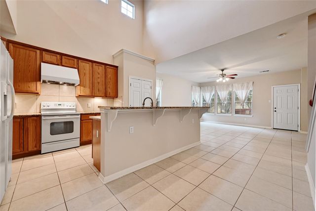 411 W St Elmo RD 34, Austin, TX 78745