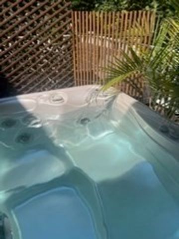 62 South Street A, Plymouth, MA 02360