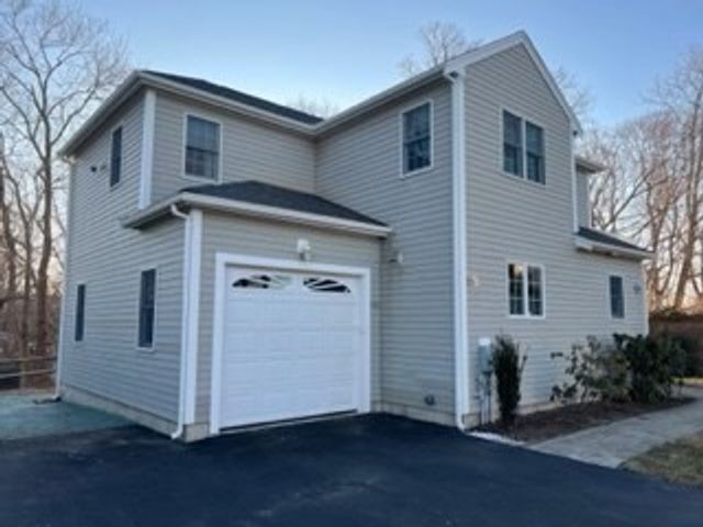 62 South Street A, Plymouth, MA 02360