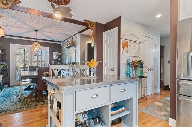 62 South Street A, Plymouth, MA 02360