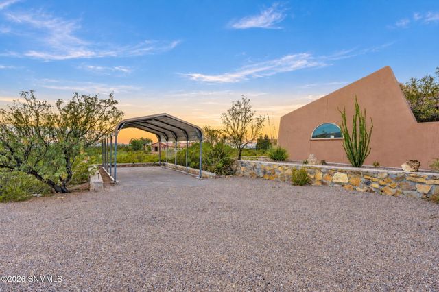 4245 Senna Drive, Las Cruces, NM 88011