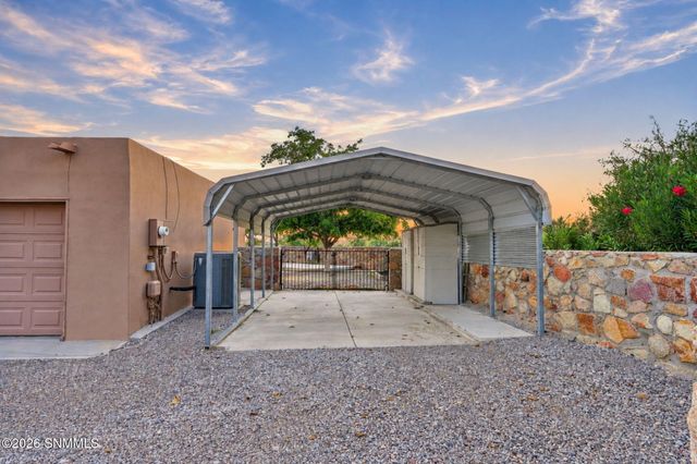 4245 Senna Drive, Las Cruces, NM 88011
