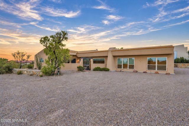 4245 Senna Drive, Las Cruces, NM 88011