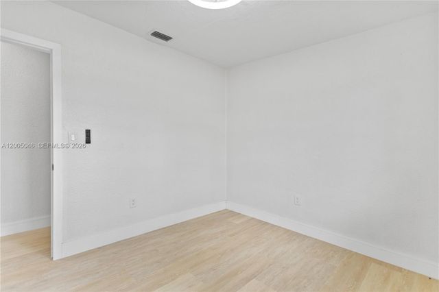 6408 Pierce St, Hollywood, FL 33024