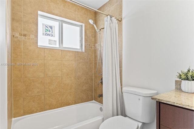 6408 Pierce St, Hollywood, FL 33024