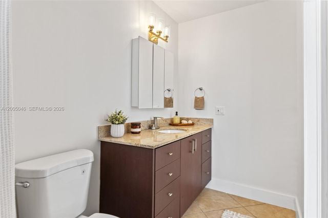 6408 Pierce St, Hollywood, FL 33024