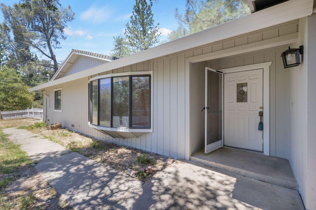 1785 Zia Rd, Placerville, CA 95667