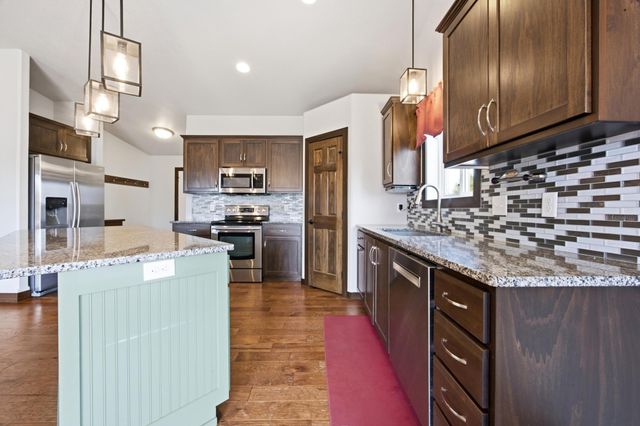 3779 Bell Boulevard E, West Fargo, ND 58078
