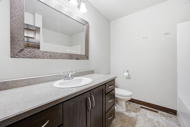 3779 Bell Boulevard E, West Fargo, ND 58078