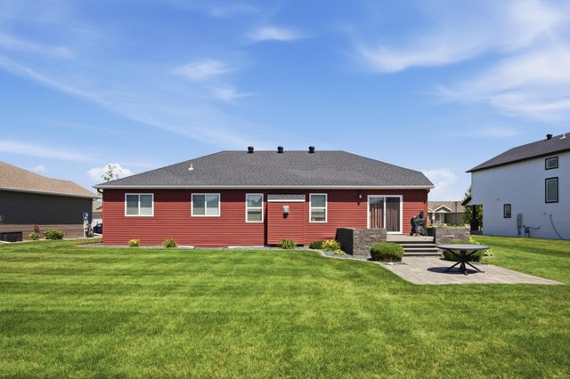 3779 Bell Boulevard E, West Fargo, ND 58078