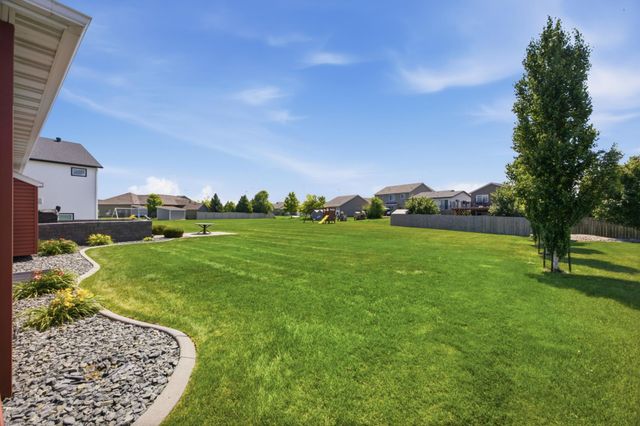 3779 Bell Boulevard E, West Fargo, ND 58078