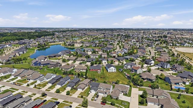 3779 Bell Boulevard E, West Fargo, ND 58078