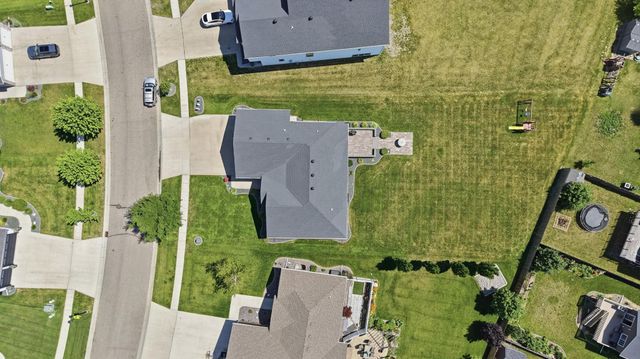 3779 Bell Boulevard E, West Fargo, ND 58078