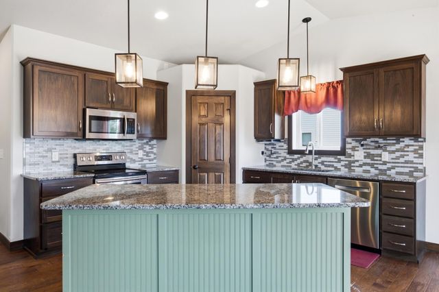 3779 Bell Boulevard E, West Fargo, ND 58078