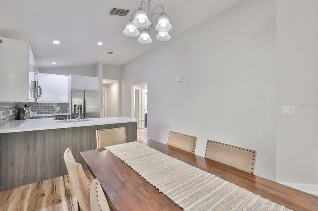 2331 W CHESTNUT STREET, Tampa, FL 33607