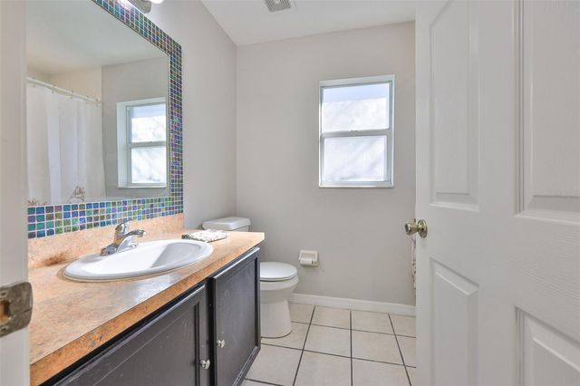 2331 W CHESTNUT STREET, Tampa, FL 33607