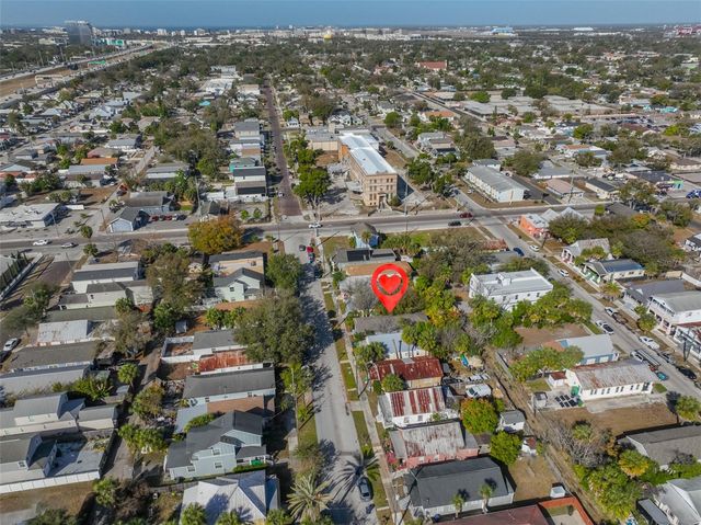 2331 W CHESTNUT STREET, Tampa, FL 33607