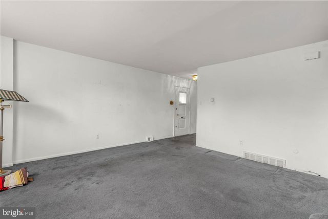7450 HILL RD, Philadelphia, PA 19128