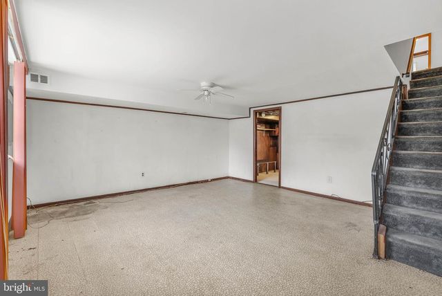 7450 HILL RD, Philadelphia, PA 19128