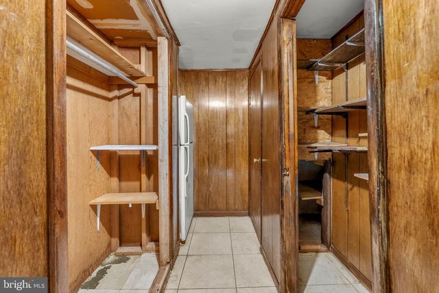 7450 HILL RD, Philadelphia, PA 19128