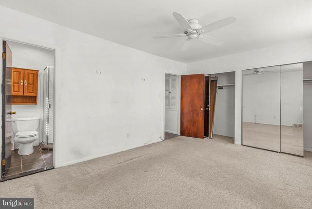 7450 HILL RD, Philadelphia, PA 19128