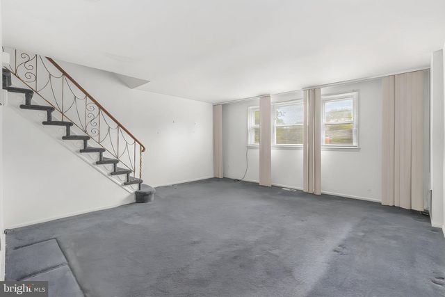 7450 HILL RD, Philadelphia, PA 19128