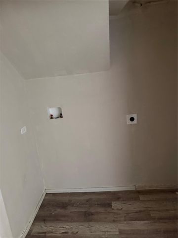 417 13th Street N, Texas City, TX 77590
