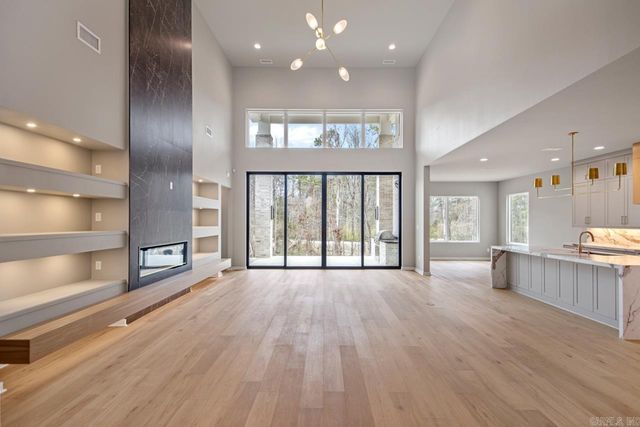 22 Abington Court, Little Rock, AR 72223