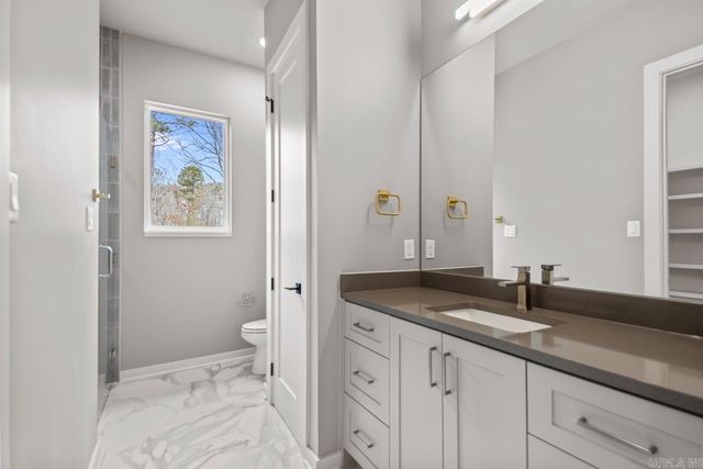 22 Abington Court, Little Rock, AR 72223