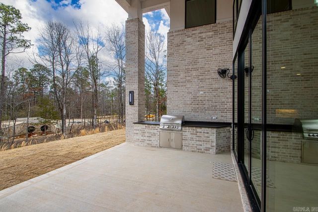 22 Abington Court, Little Rock, AR 72223