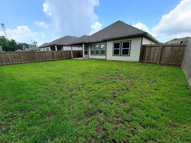 2320 Cedar Place Drive, Conroe, TX 77306