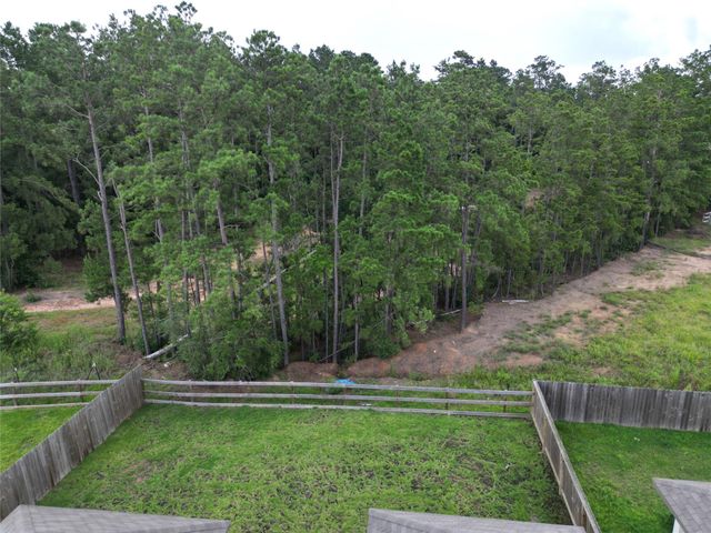 2320 Cedar Place Drive, Conroe, TX 77306