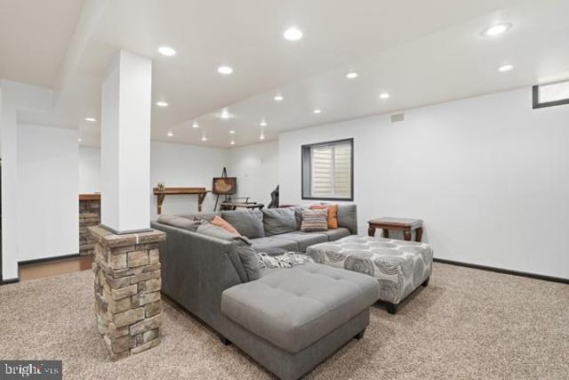 5207 BLUE SKY DR, Orefield, PA 18069
