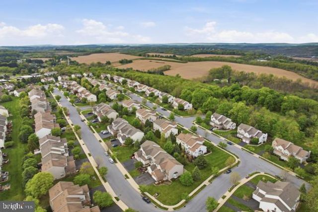 5207 BLUE SKY DR, Orefield, PA 18069