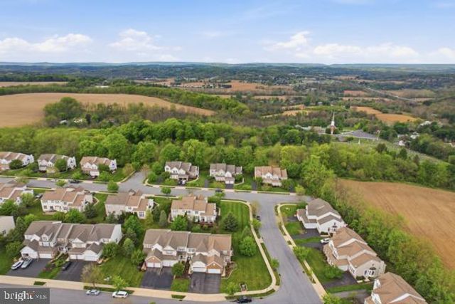 5207 BLUE SKY DR, Orefield, PA 18069