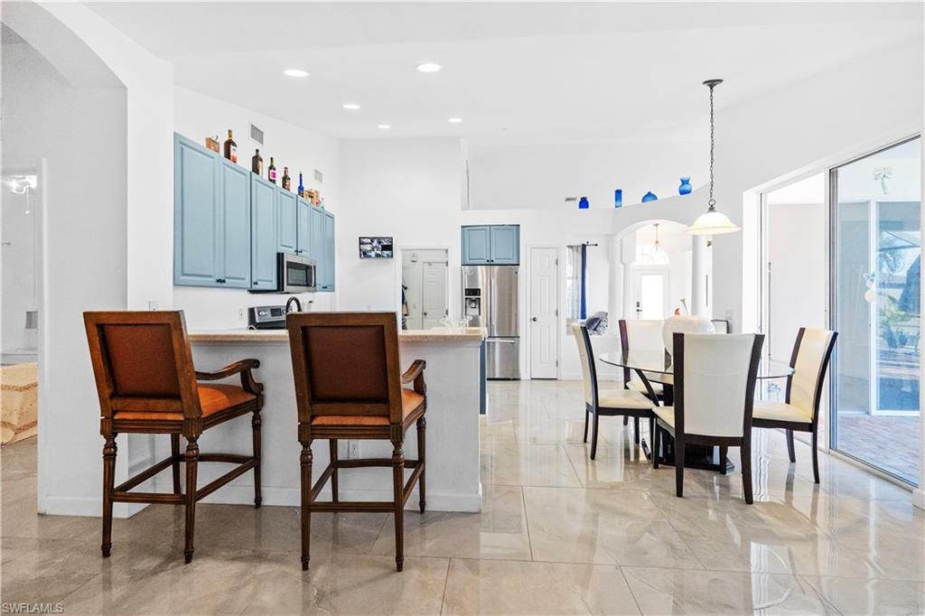 Image 10 of property listing at 2025 NW 7th TER, Cape Coral, FL 33993