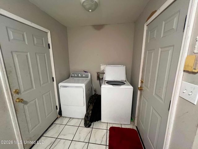 1109 Wooddell Drive, Jackson, MS 39212