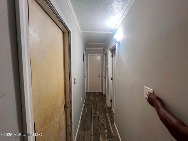 1109 Wooddell Drive, Jackson, MS 39212